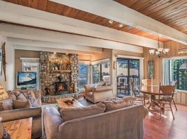 Val D'Isere at the Village by 101 Great Escapes, casa o chalet en Mammoth Lakes