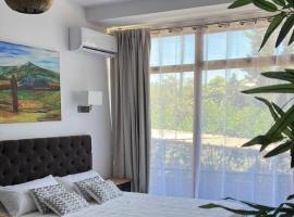 Suites 5* Lahcene, hotel near Provincial Archaeology Museum of Alicante, Alicante