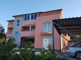 Apartman Kapelica, hotel v destinácii Labin