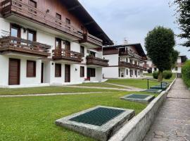 Appartamento Asiago - Residence Grassana - a pochi passi dal centro，位于阿夏戈的酒店