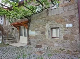 Casa da Lameira I by Gerês Casas