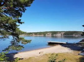 Vandrarhem, Hostel in Hällestrand Semesterby