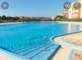 appartement au LAGON BLEU à Fréjus, garage, tennis & piscine 1200 M2, resort in Fréjus