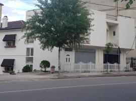 Hill View 7 Apartments, serviced apartment in Pogradec