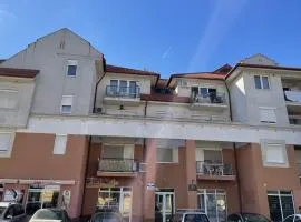 Jola Apartman