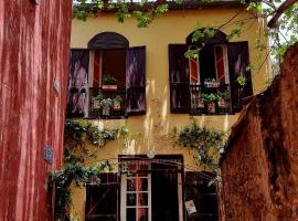 Chez Coumbis, hotell i Gorée