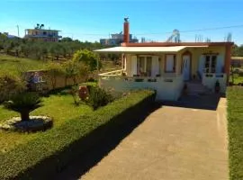 Pazinos/Neveli Cottage
