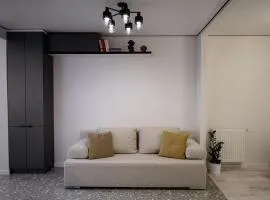 Квартира біля парку та озера