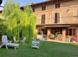 B&B Locanda dai Nonni, hotel v destinaci Asti