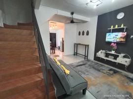 Homestay Ayah Kluang, hotel em Keluang