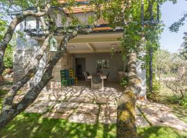 Peroj's Green Oasis - Holiday home, vil·la a Peroj