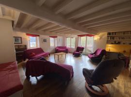 Maison située au Val de Baubère, petite vallée à coté du village de Seix, hotel barato en Seix