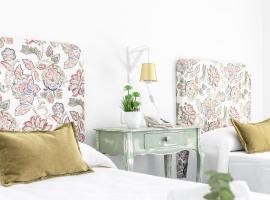 Hotel Marhava, Hotel in Conil de la Frontera