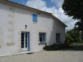 Gîte Le COZILLON, hotel with parking in Cozes