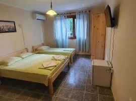 Villas Chinara、クラネヴォのコテージ