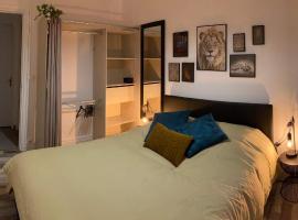 Plage Chambre Np : Dans F4, bed and breakfast v destinaci Le Havre
