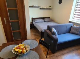 Apartament Home NETFLIX, günstiges Hotel in Pyskowice