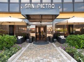 Hotel San Pietro, отель в Вероне