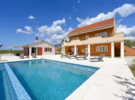 Villa Luka