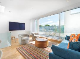 Stunning Two Bed Apartment RH8, hotel cerca de Keats House, Londres