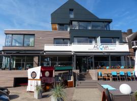 ACQUA Strande Yachthotel & Restaurant, hótel í Strande