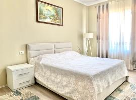 Syzo Apartments: Pogradaş şehrinde bir otoparklı otel