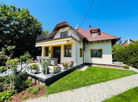 Mikes Deluxe Home, hotelli Balatonfüredissä