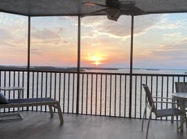 Bay View Tower 735 Sanibel Harbour Resort, hotel in Fort Myers