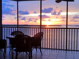 Bay View Tower 532 Sanibel Harbour Resort, hotel in Fort Myers