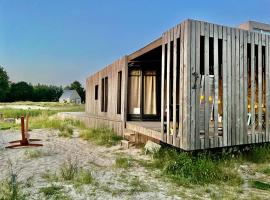 Namelis nuosavame paplūdimyje，Svencelė的飯店