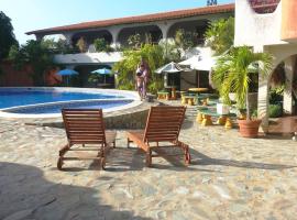 Posada Las Ross, hotel v destinaci La Mira