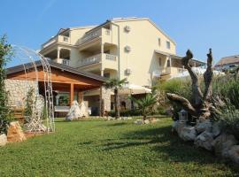 Villa Lilli - Appartements Kroatien, hotel en Crikvenica