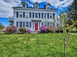 Youngtown Inn, hotel in Youngtown