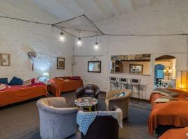 IDEAL EXCELENTE LOFT MANHATTAN ENTERO PET Friendly ZONA CENTRICA: Montevideo'da bir kulübe