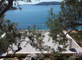 Holiday Rental House, Hotel in Vinišće