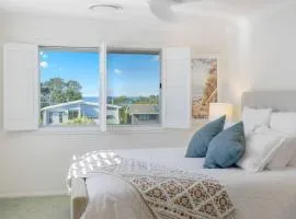 Otto House - family beach house with pool