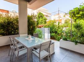 A Homes Greece - Urban Garden Retreat Kalamata, casa o chalet en Kalamata