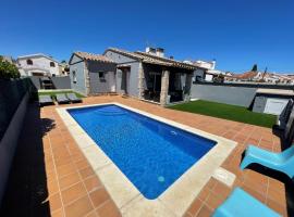 Casa en L Escala con piscina y WIFI free, beach rental sa L'Escala