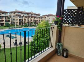 Nana apartment in Kaliakria resort, hotel din apropiere 
 de Thracian Cliffs Golf & Beach Resort, Topola