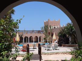 Les Étoiles du Ksar, hotel a Mirleft