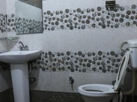 Gaurav Residency, hotel sa Zirakpur