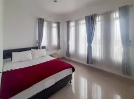 Wisma Brata 2 Mitra RedDoorz