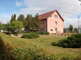 Hotel Pamira, hotel near Sibiu International Airport - SBZ, Sibiu