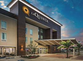 La Quinta by Wyndham Dallas Plano - The Colony, готель у місті Колоні
