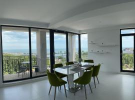 Panoramic Sea View 3 rooms Apartment in Neptun., appartamento a Neptun