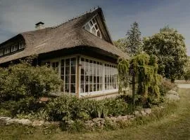 Muhu Tõnise Talu