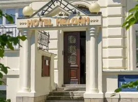 Hotel Heluan