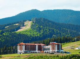 Radisson Blu Resort Bukovel: Bukovel'de bir otel