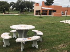 Los Sunchos Casa de Campo, hotel a Ataliva