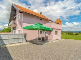 1 Bedroom Lovely Apartment In Otocac